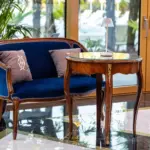 Elegante seduta nel Grand Aldo's Club