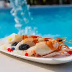 Gamberoni gourmet a bordo piscina.